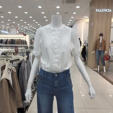 더아이잗블라우스