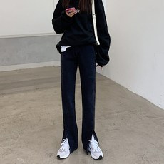 ba31256479f93138ef5b75d3f354b4aa674bfdfedf779f3beb73154bdd46.jpg