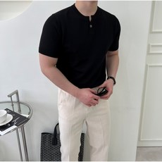 머슬핏카라니트