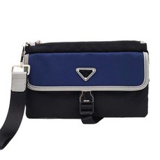 프라다포코노파우치