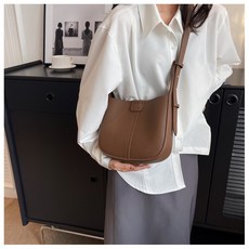 체르페 여성 데일리 가죽 호보백 크로스백 + 파우치