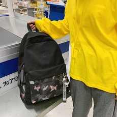 카메라자수배낭