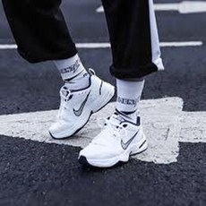 NIKE 나이키 남성용 AIR MNC 운동화 런닝화