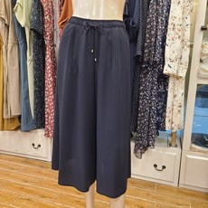 BCBG 비씨비지 가격파괴!! 여름 폴리100% 8부 밴드 일자 통 와이드 팬츠
