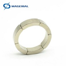 d5e11e9de2245ea4cdbbc89ab3212527201b25e0a037bfa8bb1cdc7840fa.jpg