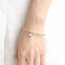 로이드 1st **티파니 스타일 민볼에서 업그레이드된 토네이도 컷팅볼이 돋보여요**볼드한 느낌이 3~50대 선물로 인기좋은 팔찌에요** 코인 이니셜 14K 18K Gold 팔찌