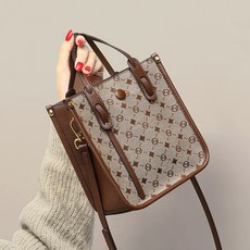 프라다손뜨개