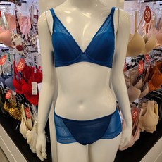 트라이엄프 [특가행사]딥블루 딥브이 노와이어브라 사각햄팬티세트 [뉴코아인천점]