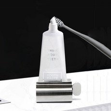 치약짜개카론슨