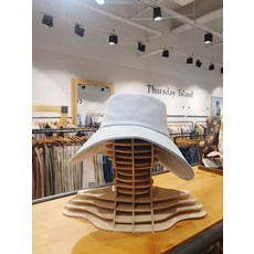 써스데이아일랜드모자