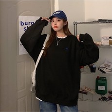 스튜디오톰보이맨투맨
