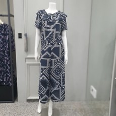 꼼빠니아점프수트