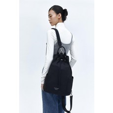 JILLSTUART ACC 젤라또 블랙 리사이클링 나일론 백팩 겸 슬링백