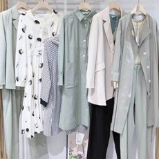 막스마라트렌치코트