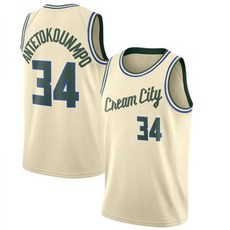 야니스아데토쿤보