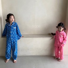 c70eff32d9417f2af8ee3672bcaf1bd995b825d6a2760e370813aed1e4f6.jpg