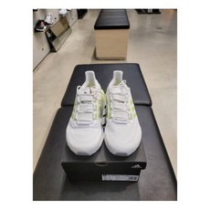 아디다스울트라부스트20