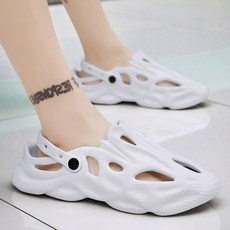 WAY 트렌디한 여름 길거리 코코넛 구멍 슈즈 남트렌드 펀칭 비치 슈즈 로마 샌들 남