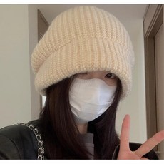 얼굴 작아보이는 오버핏 여성용 니트 비니, 모카