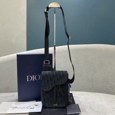 4d7e0f96026ec5250d6809d52c7e5908f42a0d6192c2225f5f2d2ac8a01d.jpg