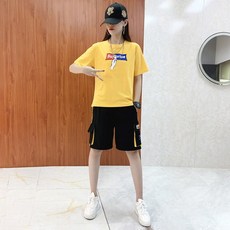 e2b7c18a9ee918fcc9254052c8056c78b2e6a26dbb17450d33b839fad9c0.jpg