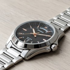 CASIO STANDARD 카시오 스탠더드 손목시계 시계 MTP-1370D-1A2