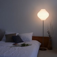 142528840296bb6e667a3e9dd19b04ba30a8f241a1052cb61cb54cb4c48c.jpg