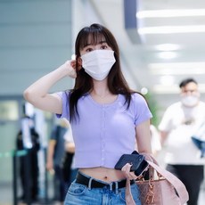 c16fff6c197e48dab43cb5aa2ac04aea892d1aeb7a2822ba9145d18ed2bb.jpg