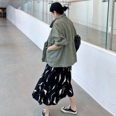 c77f2810abc634e73ac4da47bc9f614e6c5126d3efc174b59f32fe96ecb3.jpg