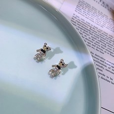 제이티몰 귀걸이 여성패션귀걸이 핀귀걸이 큐빅 곰돌이팬던트