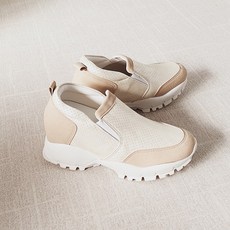 키높이하이스니커즈
