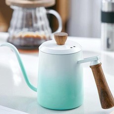 차 주전자 나무 손잡이가 달린 구즈넥 푸어 오버 커피 591.5ml20온스 프리미엄 스테인리스 스틸 오버용 드립 메이커 끓는 물용 워터 찻주전자 그린, 초록색, 1개