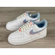 NK AIR FORCE 1 LV8 듀얼 SWOOSE 운동화 CW1574-100