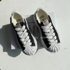 미하라야스히로컨버스