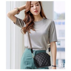 가이아 여성 퀄팅 패턴 파우치형 미니 숄더백 겸 크로스백 데일리 코디 30대40대50대60대 _0023