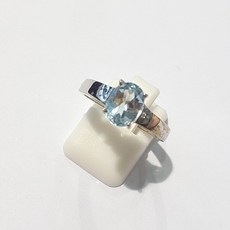 스위블루토파즈반지