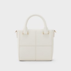 찰스앤키스스퀘어