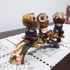 59a93d4fa1c8c5dff8a9d27f08d8ccf1139535d6c571593c9e5b6cf31945.jpg