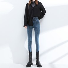 337938218cee071df8071bb53ea769843ac37002d3d3bf784cd06d534cf2.jpg