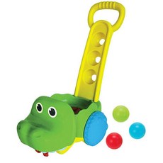 아기손잡이걷기