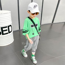 805f10d616103371cd3144895d036486502f8ca071e92f35f065964154e2.jpg