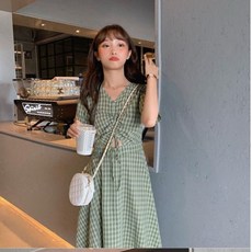 93f31e89a6e9d343dc127e090d981faa48957bfe851a3e6389fc5b115d99.jpg