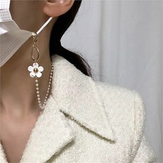 d9261c95de7d53fe77dfed4aad6262c51ac55e4b68cbc11d5f430ad72f8c.jpg