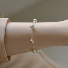 여자은볼팔찌