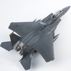 f15sqam