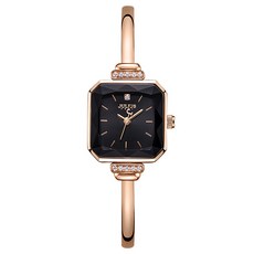 손목큐빅팔찌시계