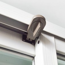 창문 덜컹거림 창문안열리게 고정장치 창문고정 잠금장치