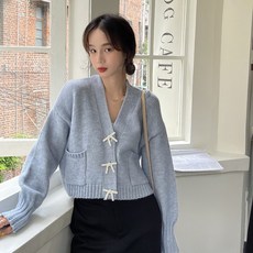 브이넥 니트 가디건