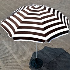 923beb612101bc0fe4a13ccf6ec69b20ad3ee06e47a8c0f88c6762205377.jpg