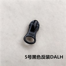5a02b6be9bab1656c4266874bc3ad7180fee36f40f5861e27d8414b3d929.jpg